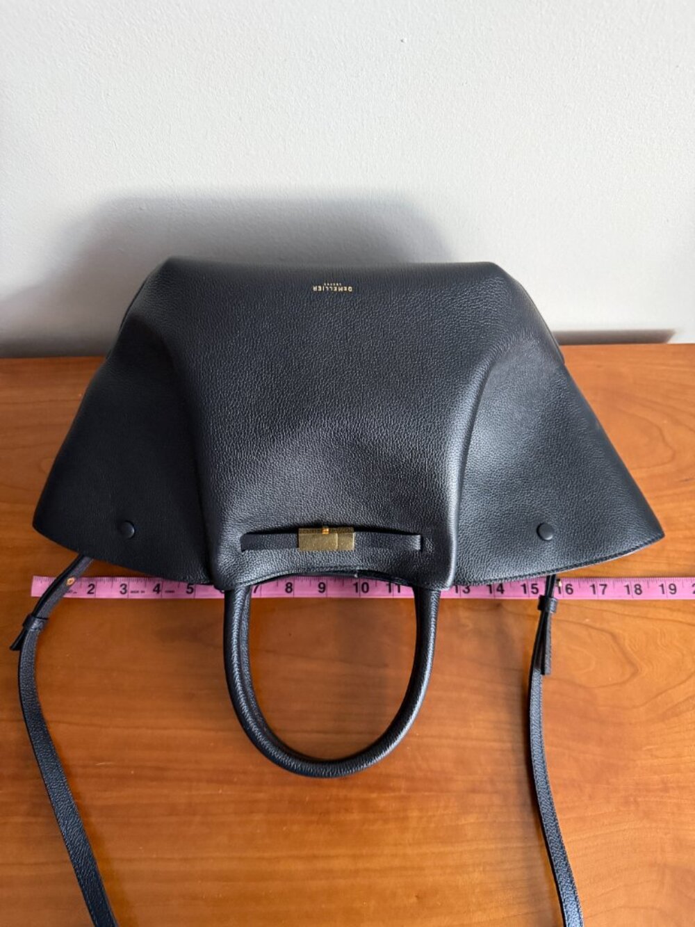 DeMellier the Midi New York textured black leather bag with cross body strap. - Picture 9 of 13